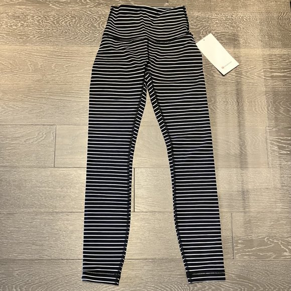 Lululemon Black & White Stripe Wunder Under HR Tight 25" Luxtreme Fabric - NWT - Picture 1 of 5